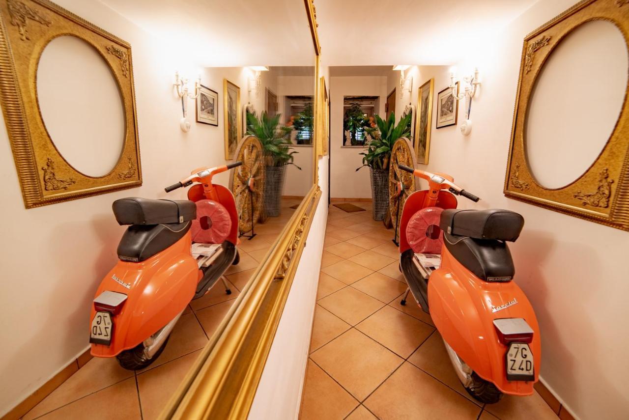 ホテル ポルタ ディ カストロ パレルモ エクステリア 写真